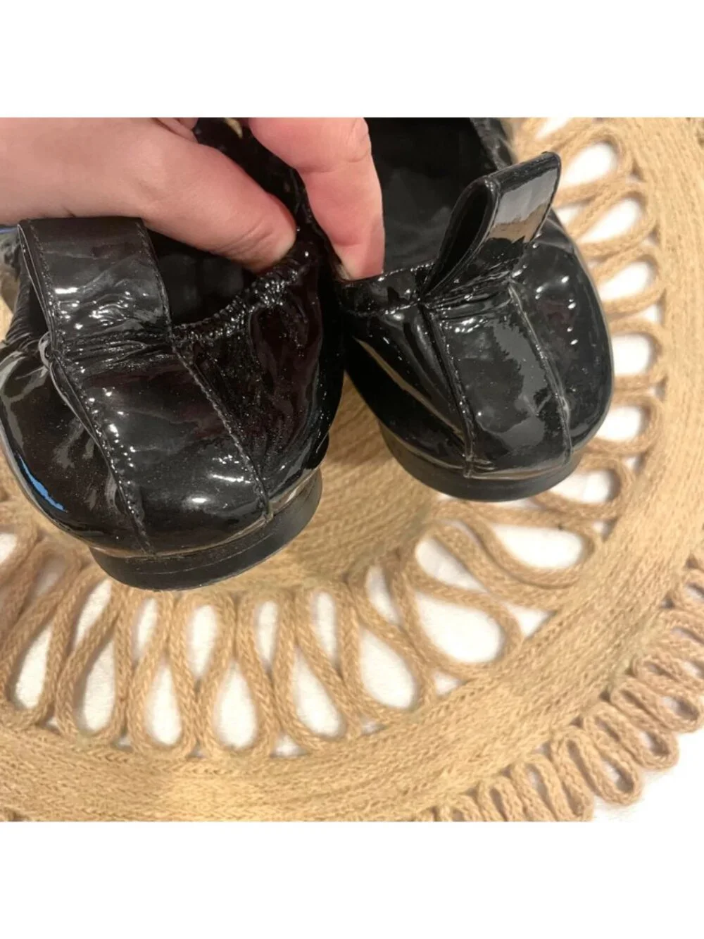 Tory Burch Floral Applique Patent Leather Ballet Flats Size 8 Black